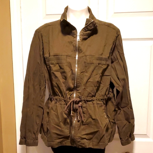 Old Navy Jackets & Blazers - Old Navy Olive Green Women's Zip Down Drawstring Jacket - Size XXL